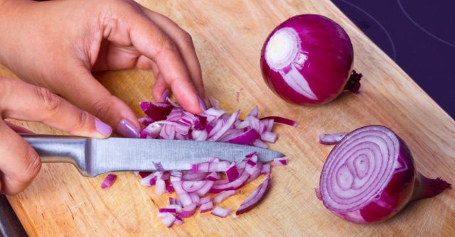 chopped onion tor